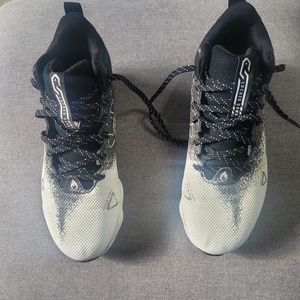 Boys Under Armour Football Cleats